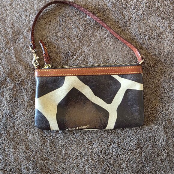 Dooney & Bourke Giraffe Print Wristlet Mini Shoulder Bag Brown Cream Leather - Picture 11 of 13